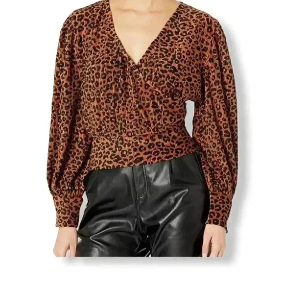 KENDALL + KYLIE Wrap Balloon Sleeve Leopard top - Picture 1 of 4